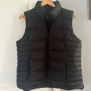 Women’s Lands' End Black Puffer Vest